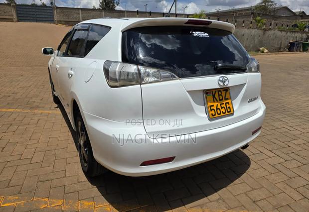 Toyota Caldina 2008 White