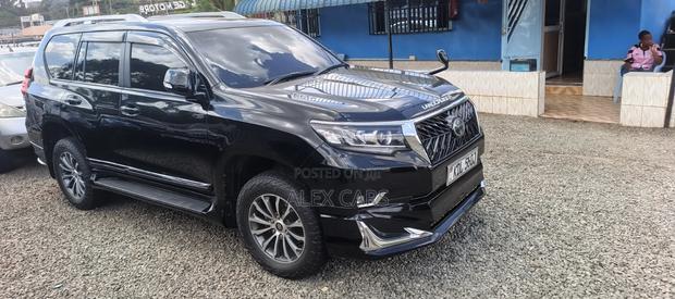 Toyota Land Cruiser Prado 2018 Black