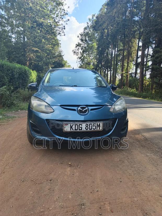 Mazda Demio 2014 Blue