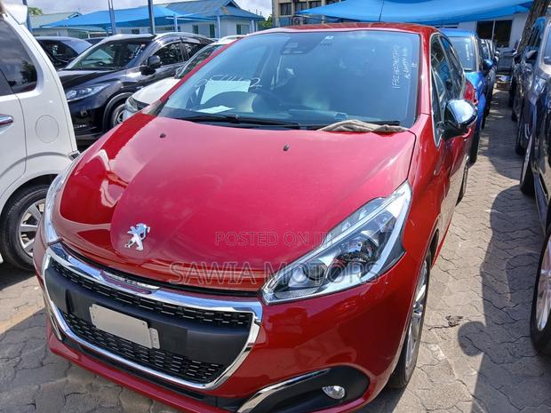 Peugeot 208 2020 Red
