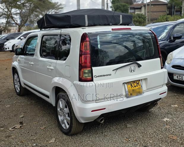 Honda Crossroad 2009 White