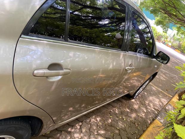 Toyota Corolla 2008 Gold