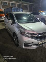 Honda Shuttle 2015 Silver for sale