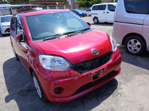 Toyota Passo 1.0 FWD 2019 Red
