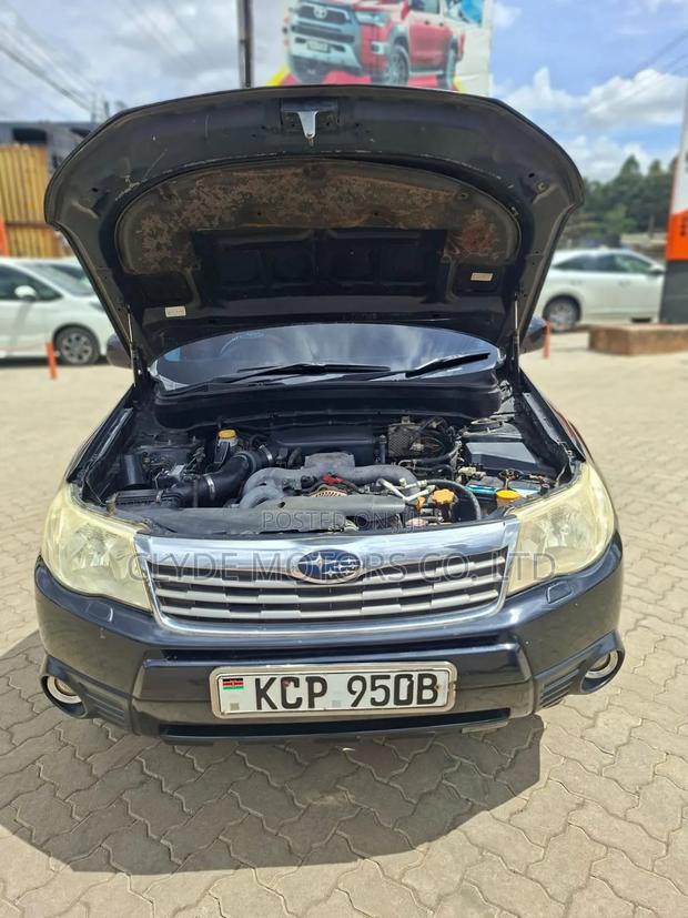 Subaru Forester 2011 Black