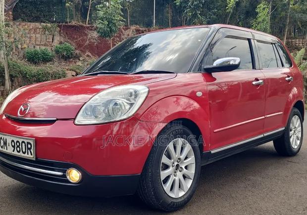 Mazda Verisa 2010 Red