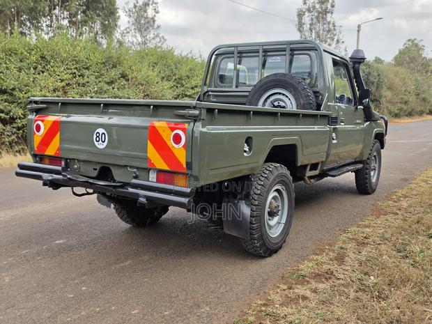 Toyota Land Cruiser 79 Series 2018 Green