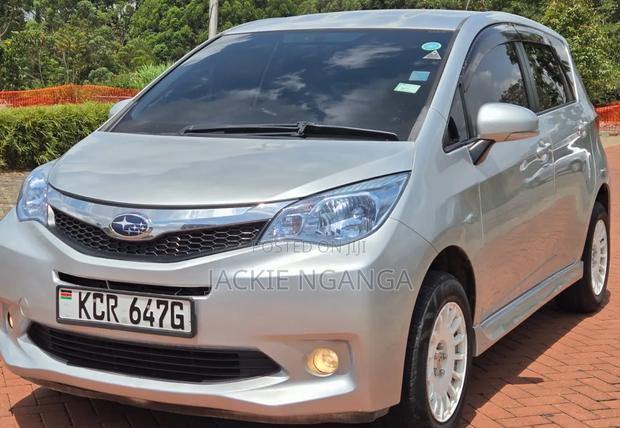Subaru Trezia 2011 Silver