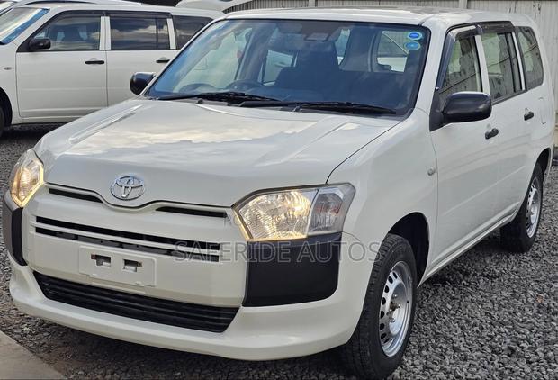Toyota Succeed 2019 White