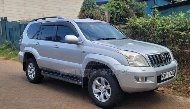 Toyota Land Cruiser Prado 3.0 D-4D 5dr 2006 Silver