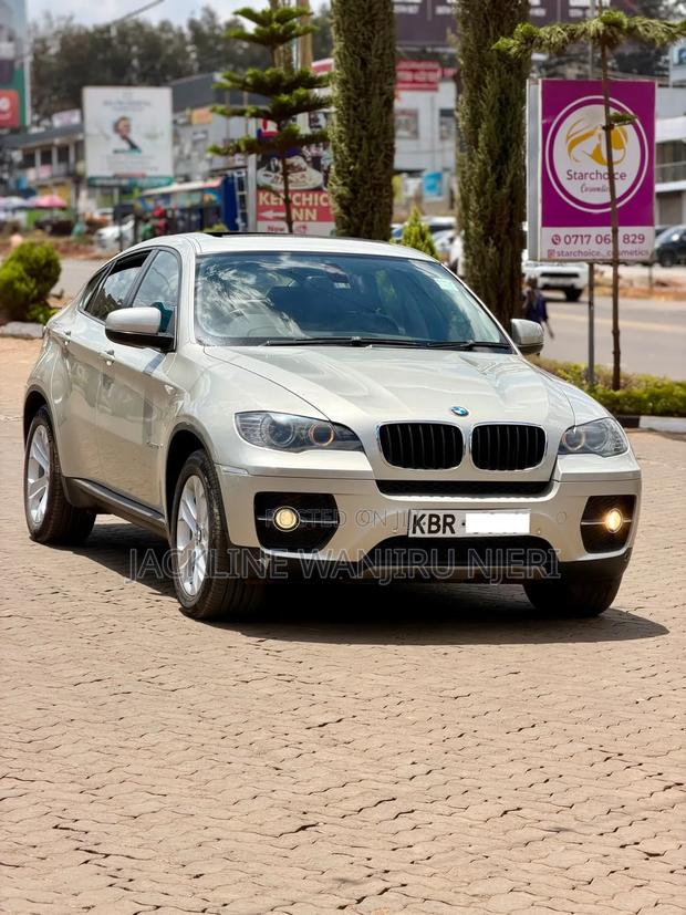 BMW X6 xDrive35i 4x4 Coupe (3.0L 6cyl 8A) 2013 Gold