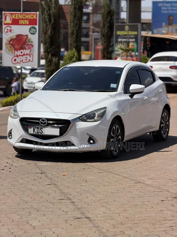 Mazda Demio 2017 White