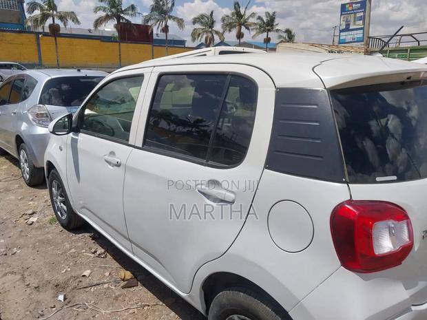 Toyota Passo 2017 White