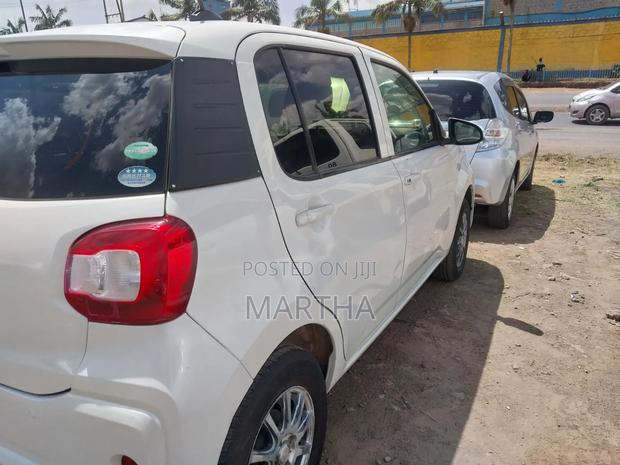 Toyota Passo 2017 White