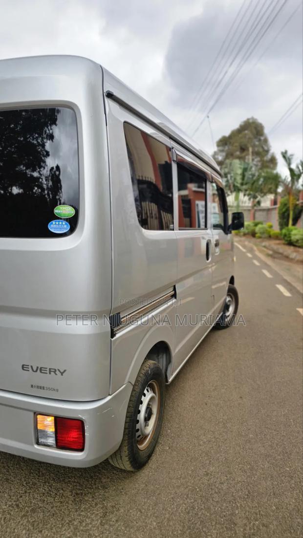 Suzuki Every Wagon 2019 Silver
