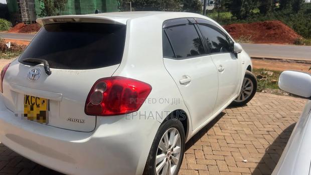 Toyota Auris 2008 White