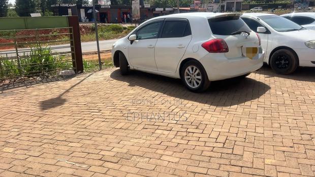Toyota Auris 2008 White