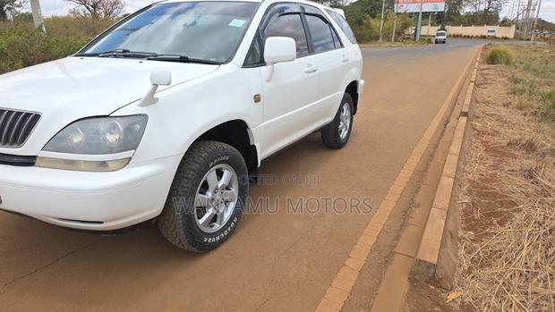 Toyota Harrier 2002 White