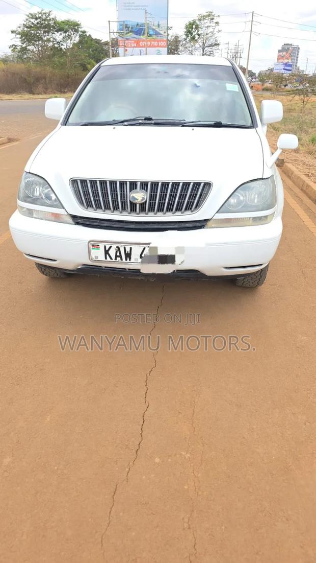 Toyota Harrier 2002 White