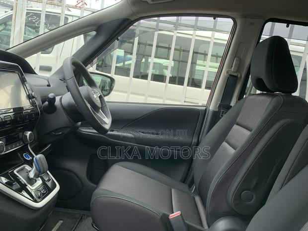 Nissan Serena 2019 Maroon