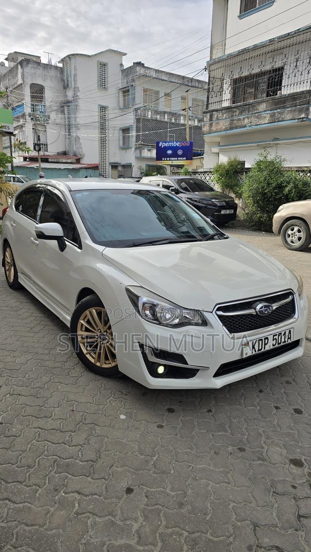 Subaru Impreza 2.0i Limited AWD Hatchback 2016 White