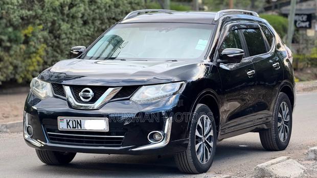 Nissan X-Trail 2.0 Petrol AWD 2016 Black