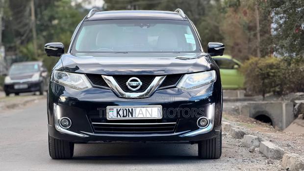 Nissan X-Trail 2.0 Petrol AWD 2016 Black