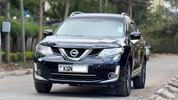 Nissan X-Trail 2.0 Petrol AWD 2016 Black