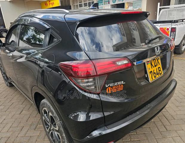 Honda Vezel 2020 Black