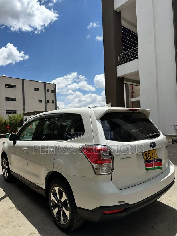 Subaru Forester 2.0XT Premium 4dr SUV AWD (2.0L 4cyl Turbo CVT) 2015