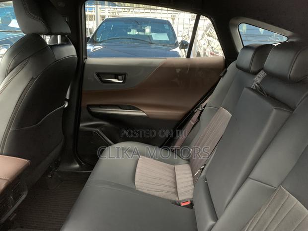 Toyota Harrier 2021 Off white