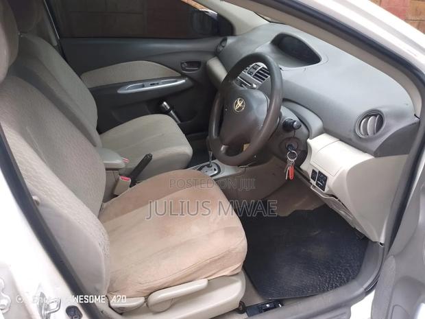 Toyota Belta 2009 White