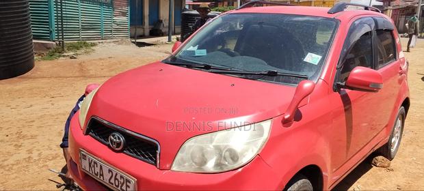 Toyota Rush 2015 Red