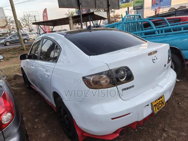 Mazda Axela 2007 White