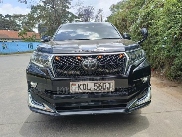 Toyota Land Cruiser Prado 2016 Black