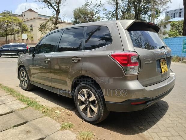 Subaru Forester 2016 Gray