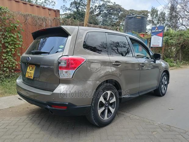 Subaru Forester 2016 Gray