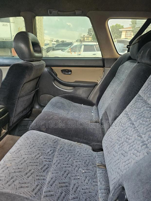 Subaru Legacy 1999 Silver