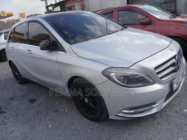 Mercedes-Benz B-Class 2014 Silver