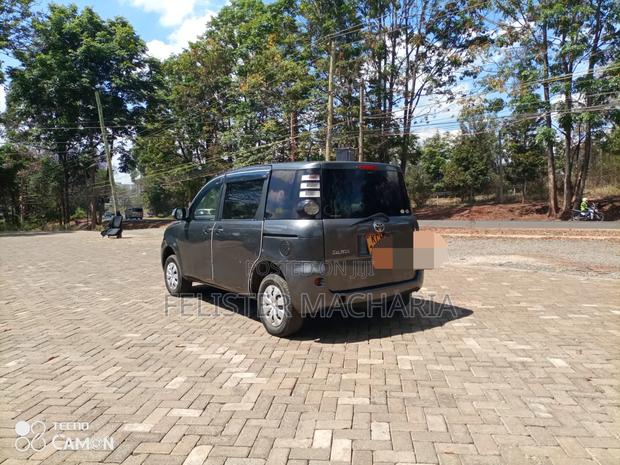 Toyota Sienta 2008 Gray