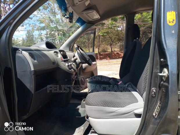 Toyota Sienta 2008 Gray