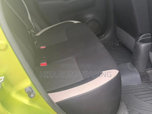 Nissan Note 2017 Green