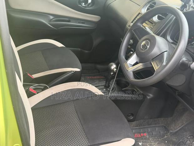 Nissan Note 2017 Green