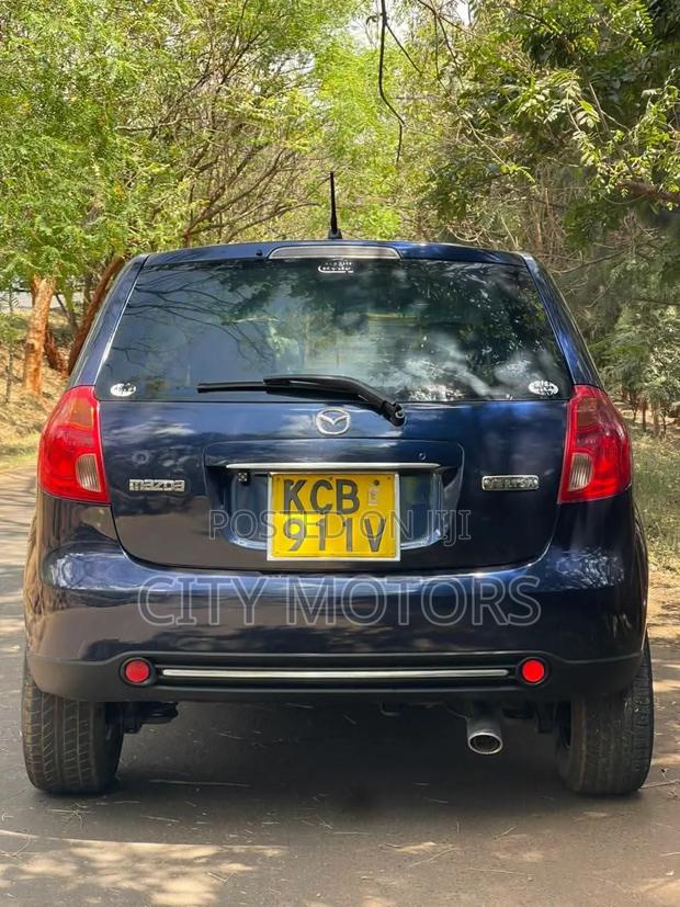 Mazda Verisa 2008 Blue