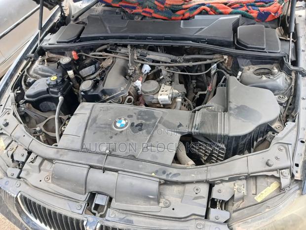 BMW 320i 2007 Blue