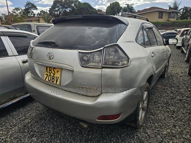 Toyota Harrier 2.4 2006 Silver