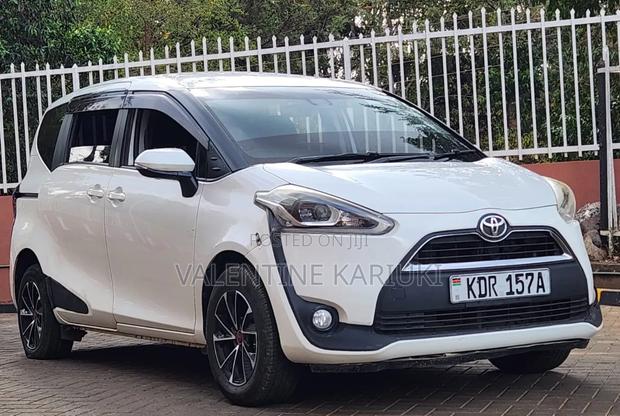 Toyota Sienta 2016 White