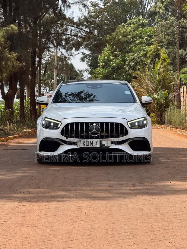 Mercedes-Benz E200 2016 White