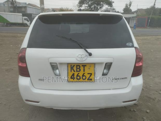 Toyota Corolla Fielder 2007 White
