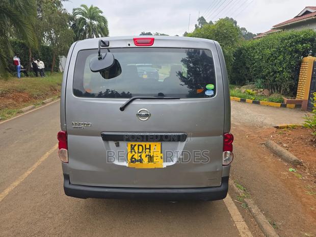 Nissan NV200 2015 Gray